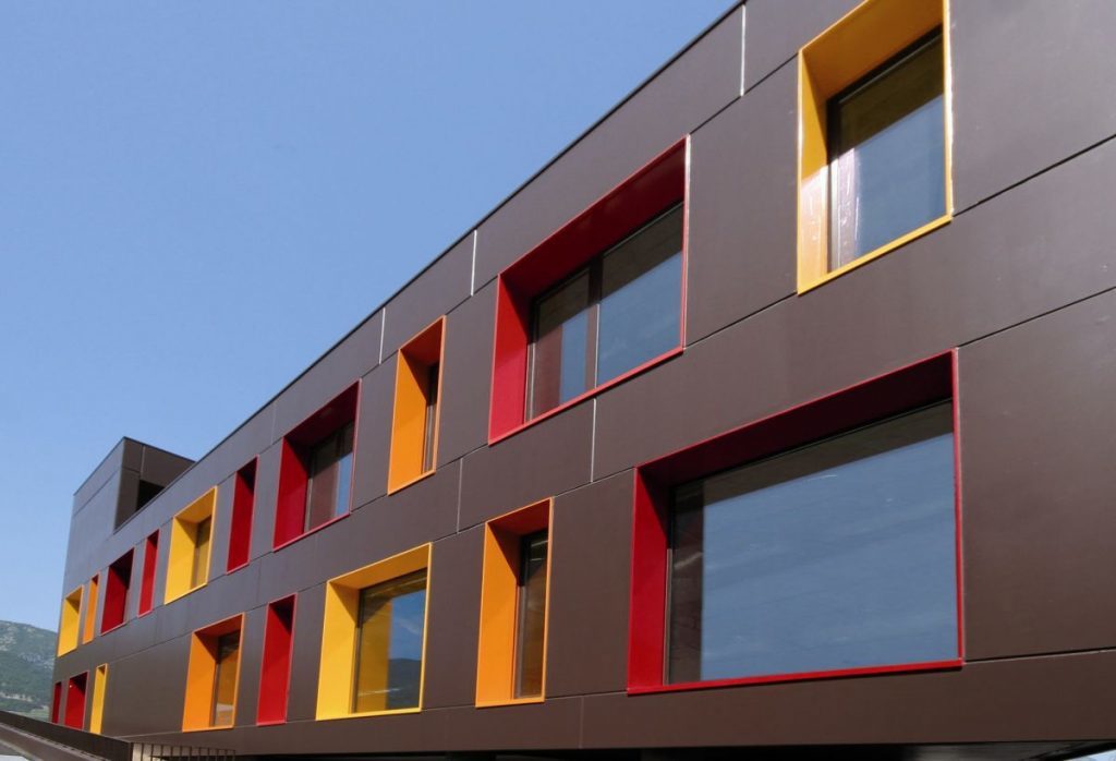 Стеновые панели алюминиевые окрашенные жидкой (pe, pvdf) или порошковой краской для фасадов и архитектуры